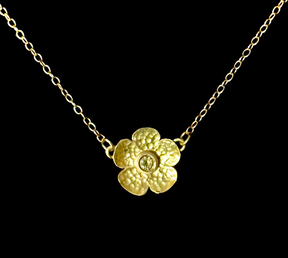 Va's Flower Necklace