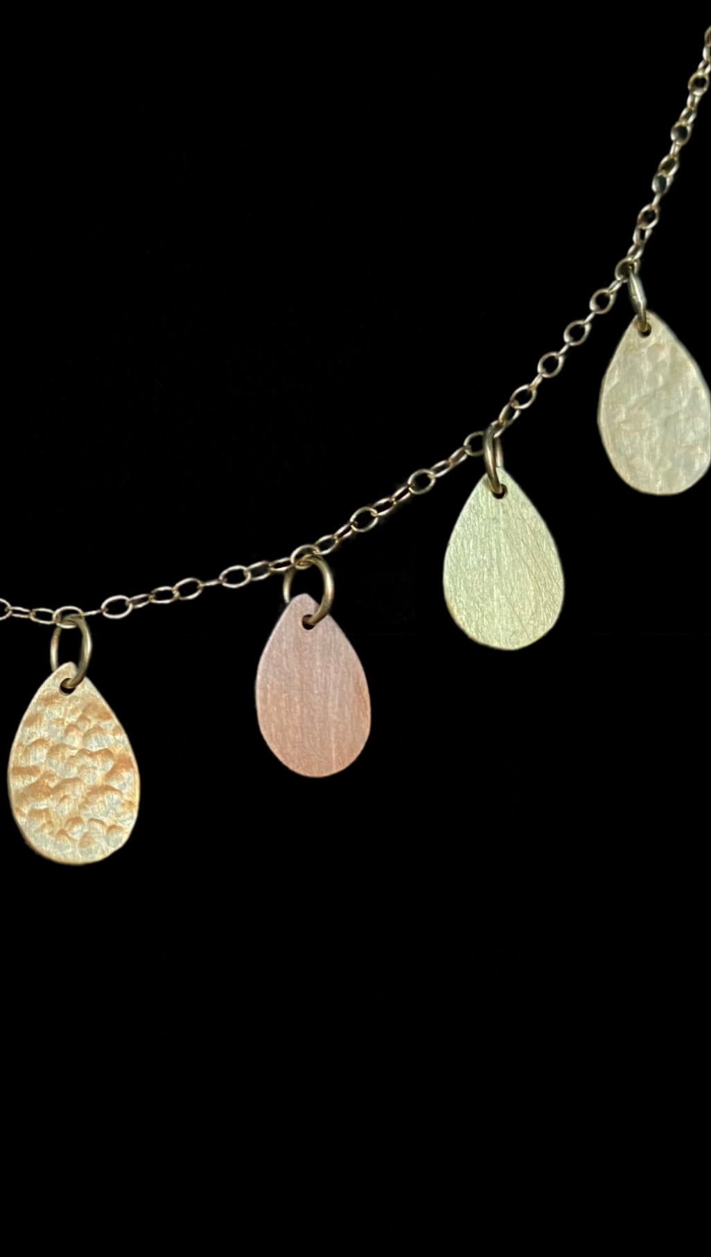 Nebu Multococlor Necklace